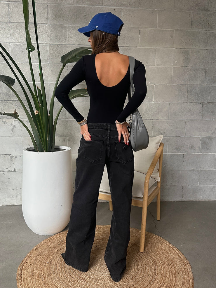 COMMANDO Ballet Scoop-Back Long Sleeve Bodysuit