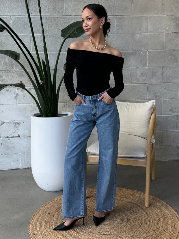 ABRAND 95 Mid Rise Baggy Gigi Jean