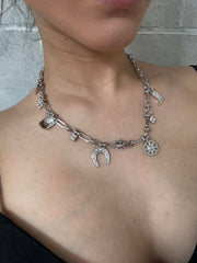 27 Western Charm Chain Necklace