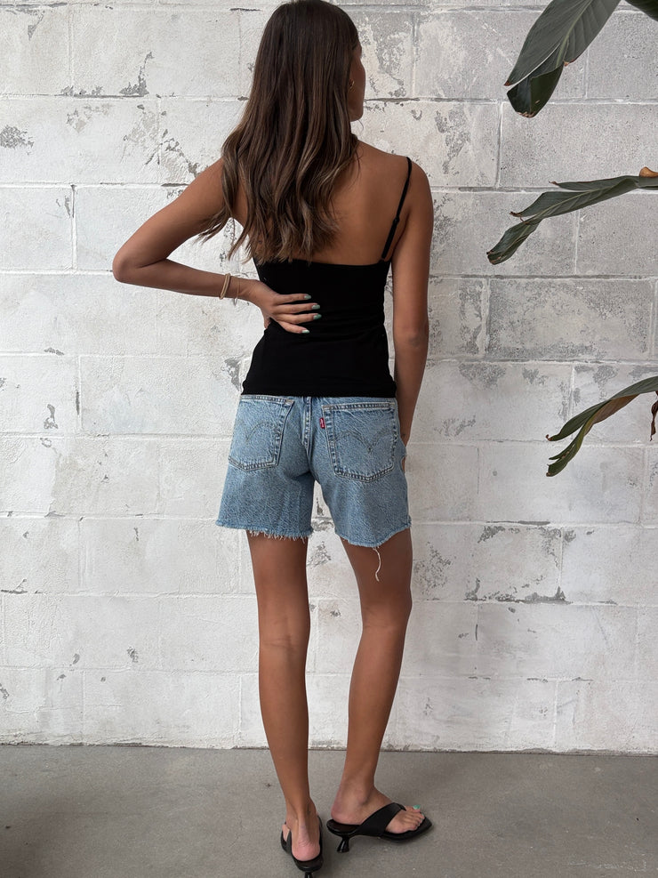 LEVI'S 501 Mid Thigh Short - Fun Flare