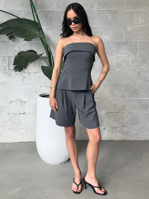 ONLY Svea Pleated Bermuda Shorts
