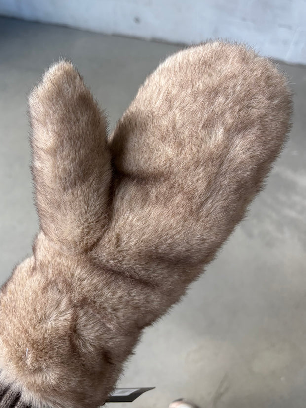 C'EST MOI Faux Fur Mittens