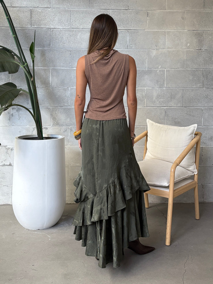 BLACK TAPE Pleated Sleeveless Top