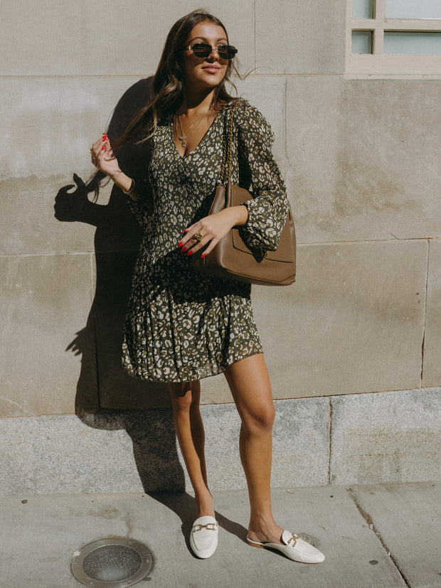 BLACK TAPE V-Neck Pleated Mini Dress