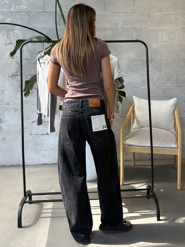 KUWALLA Jacqueline Barrel Leg Jean