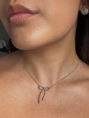 27 Metal Bow Necklace