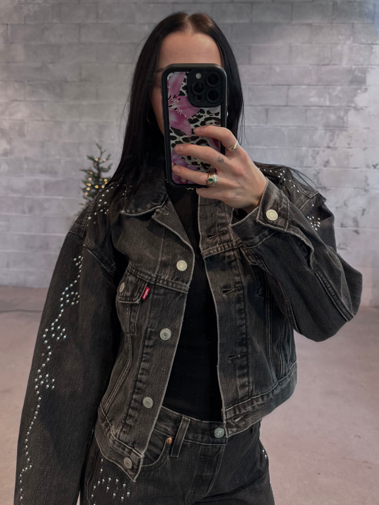 LEVI'S Shrunken 90's No Pleat Bejeweled Trucker Jacket