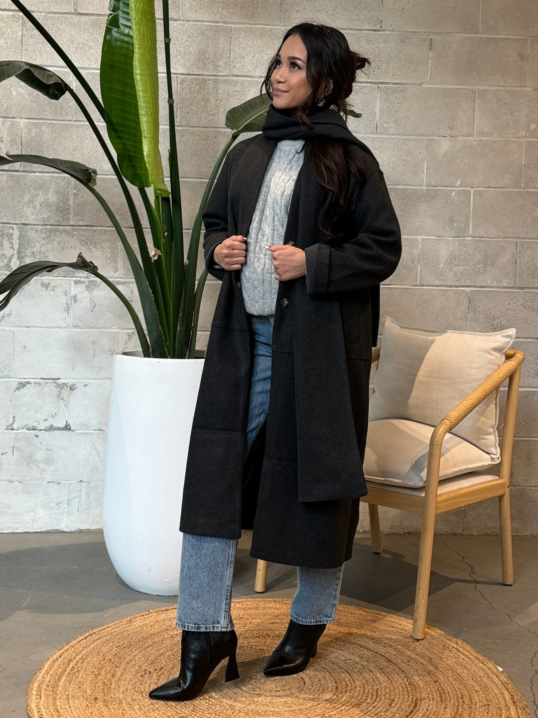 Collarless Padded Coat With Scarfアリシアスタン