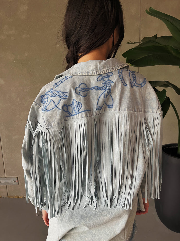 27 Western Embroidered Fringe Button Up Shirt