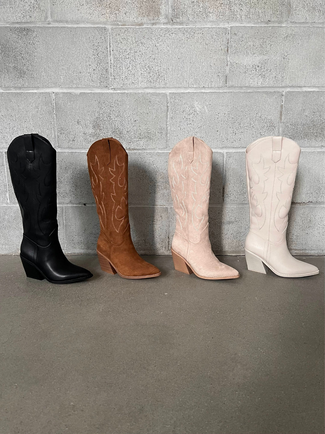 【追跡あり!】Steve Madden ARIZONA 定番のウエスタン風ブーツ★ 追跡あり!】Steve Madden ARIZONA 定番のウエスタン風ブーツ☆
