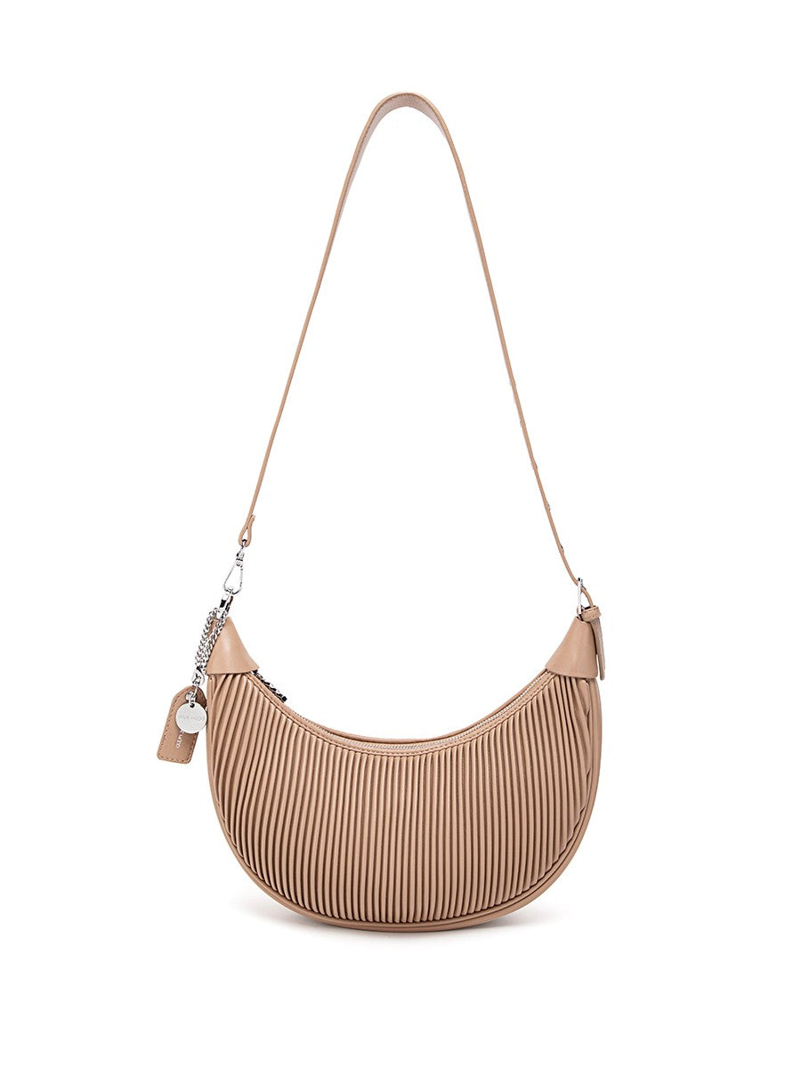 PIXIE MOOD Crescent Crossbody Bag – 27 Boutique display picture 2