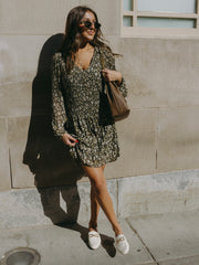BLACK TAPE V-Neck Pleated Mini Dress