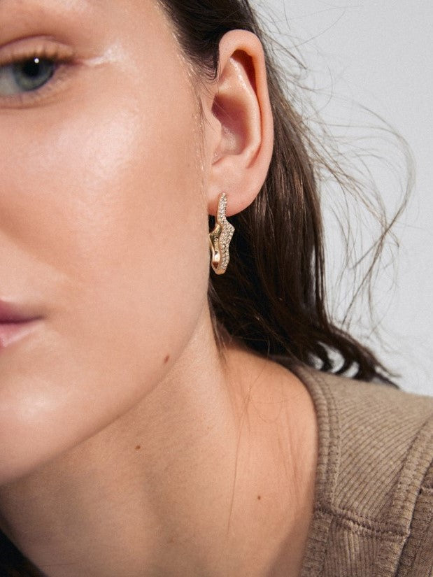 PILGRIM Connect Wavy Crystal Hoop Earrings