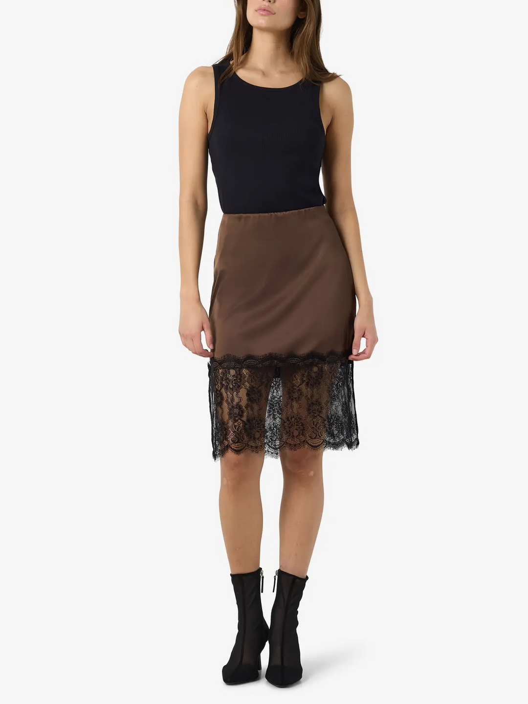 NOISY MAY Satin Lace Trim Skirt – 27 Boutique