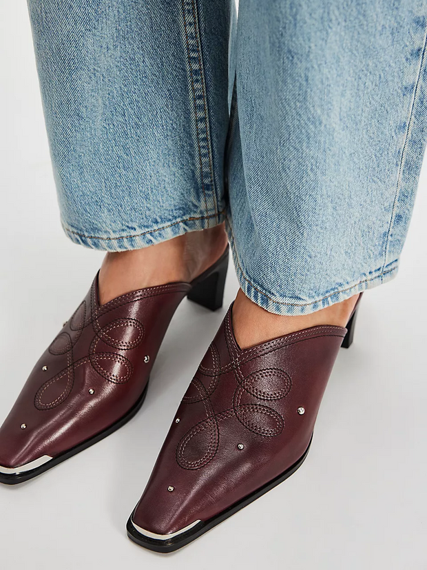 FREE PEOPLE Roxi Metal Tip Mule