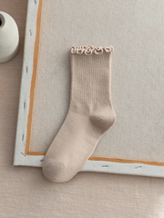 27 Ruffle Trim Crew Socks