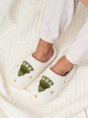 THE DARLING EFFECT Fuzzy Christmas Slippers