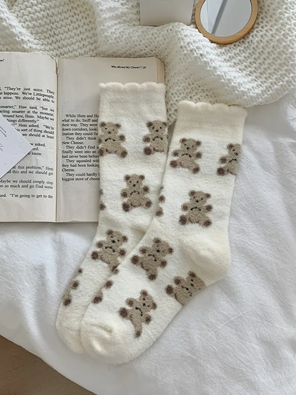 27 Cozy Teddy Bear Crew Socks