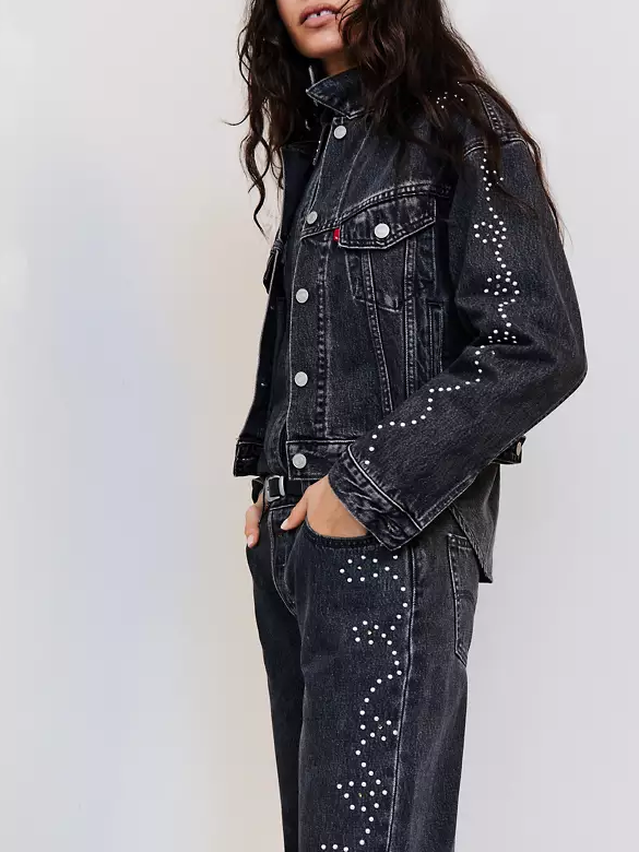 LEVI'S Shrunken 90's No Pleat Bejeweled Trucker Jacket