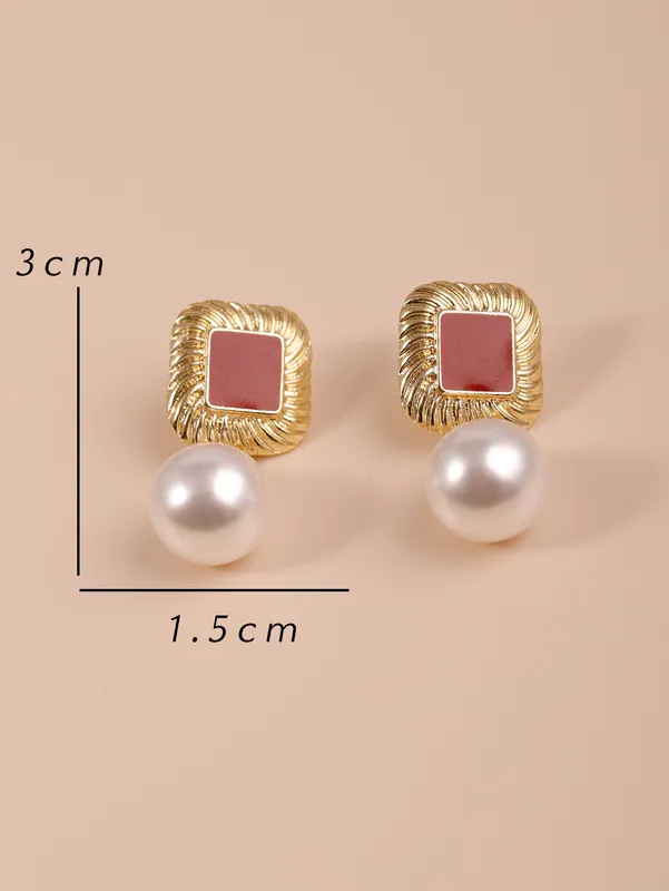 27 Retro Square Pearl Drop Earrings