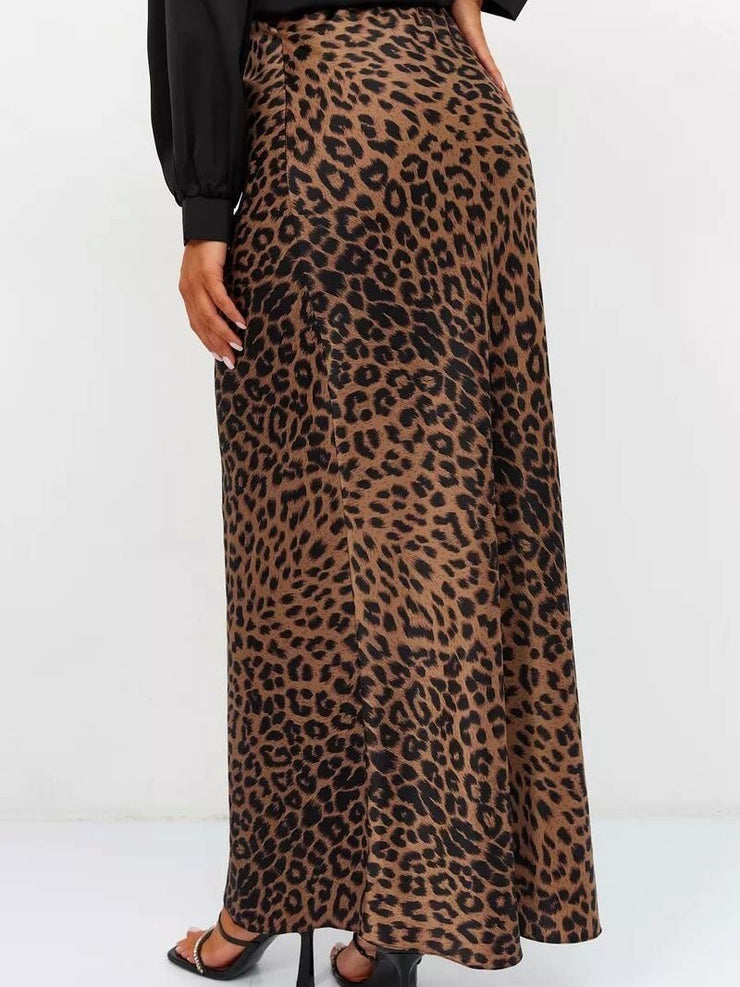 27 Elastic Waist Leopard Maxi Skirt