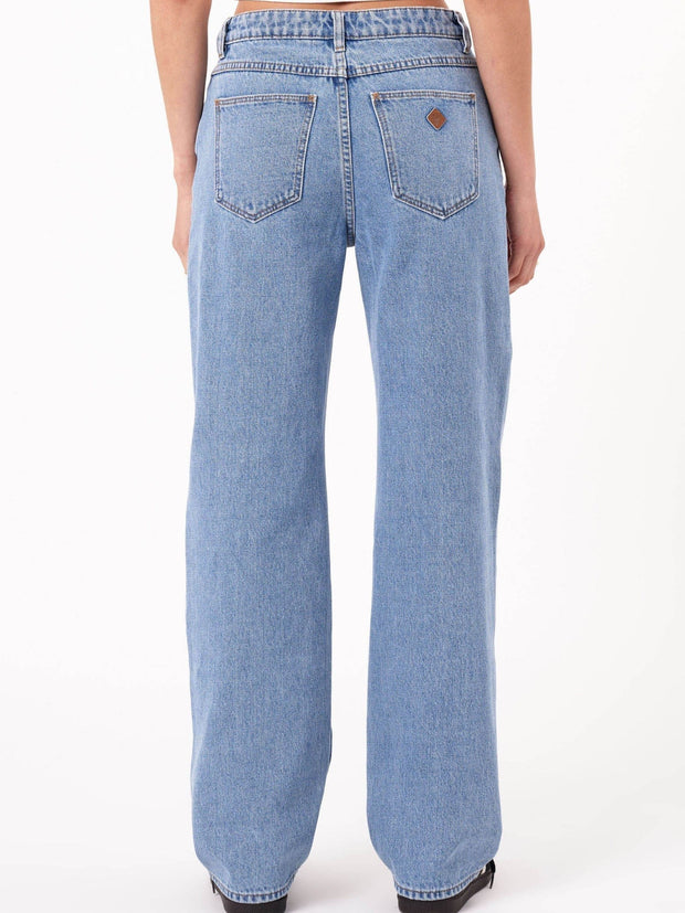 ABRAND 95 Mid Rise Baggy Gigi Jean