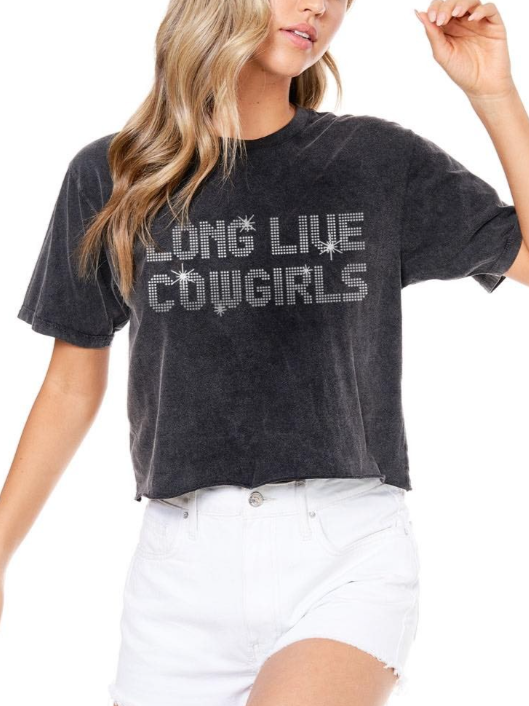 27 Jessie Long Live Cowgirls Graphic Cropped Tee