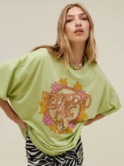 DAYDREAMER Fleetwood Mac Flower Crest One Size Tee