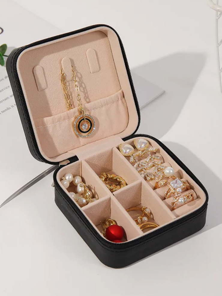 27 Small Jewelry Travel Case