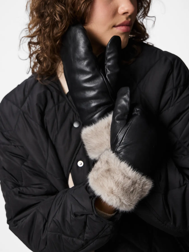 PIECES Leather Mittens