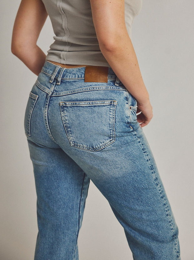 FREE PEOPLE Risk Taker Mid-Rise Straight