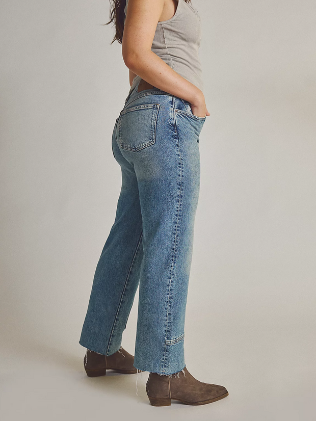 FREE PEOPLE Risk Taker Mid-Rise Straight