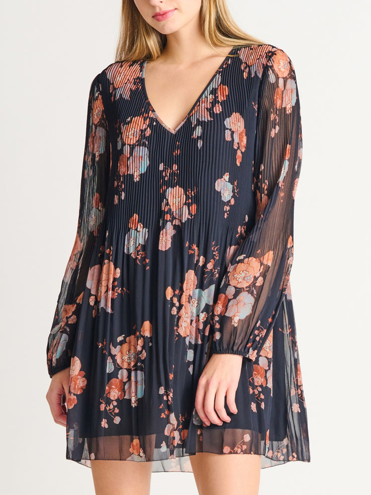 BLACK TAPE Whitney Pleated A-Line Dress