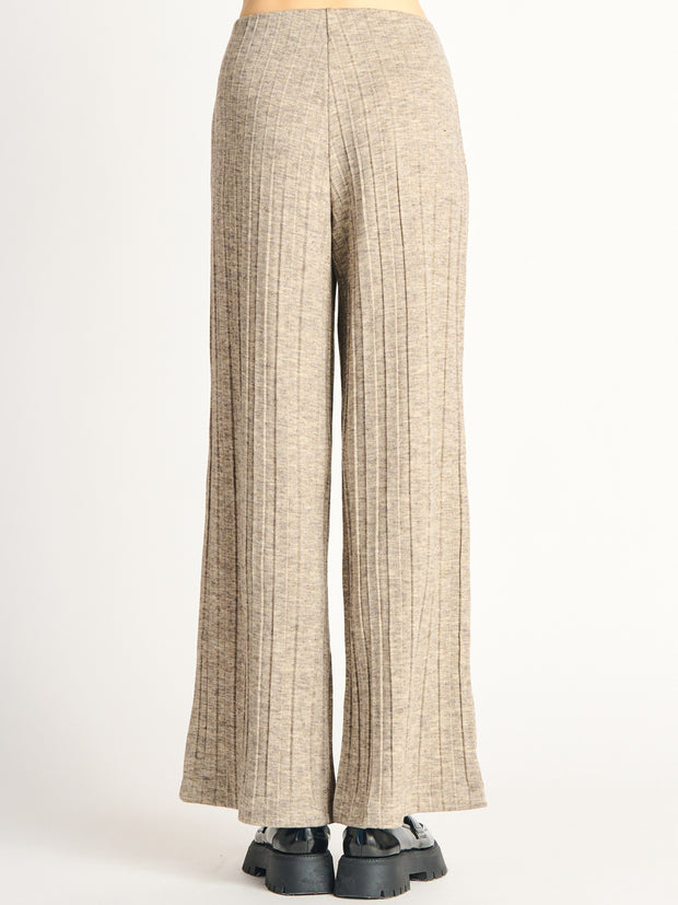 DEX Reagan Ribbed Lounge Set