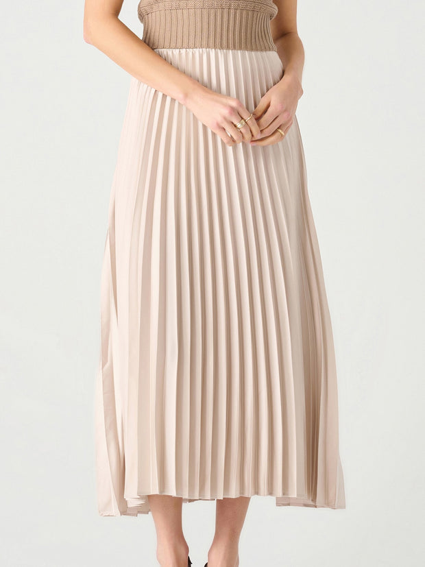 BLACK TAPE Pull On Pleated Maxi Skirt