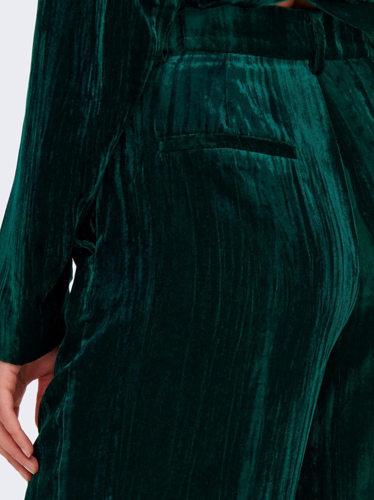 ONLY Mya Velvet Blazer Set