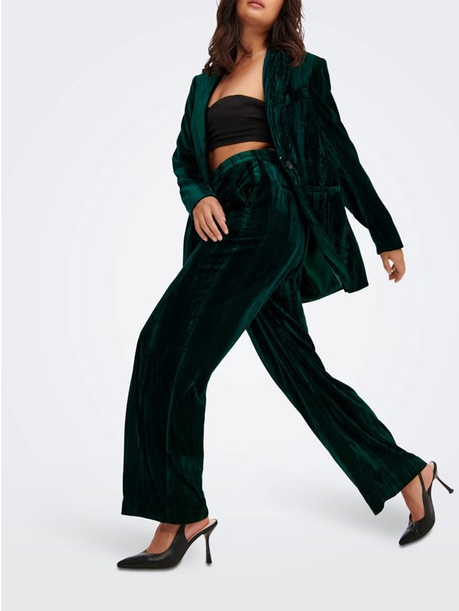 ONLY Mya Velvet Blazer Set