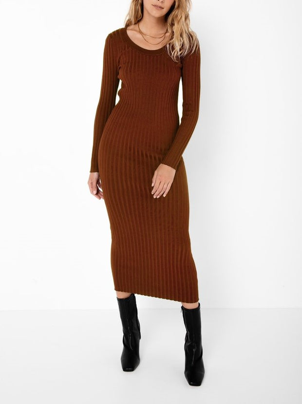 MADISON THE LABEL Lucille Midi Dress