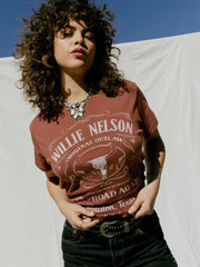 DAYDREAMER Willie Nelson Whiskey Label Tour Tee