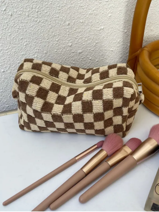 27 Knit Cosmetic Bag