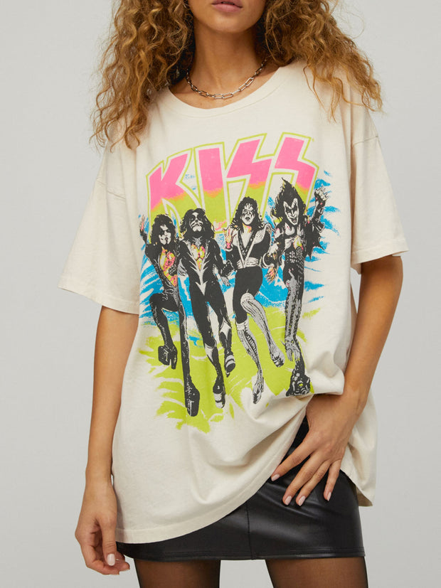 DAYDREAMER Kiss Destroyer Merch Tee