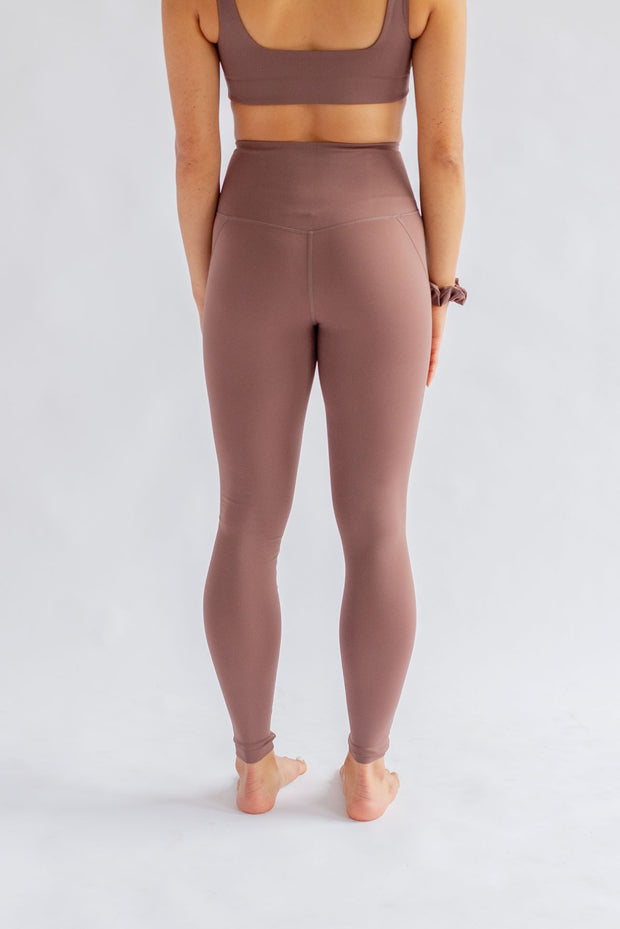 Camel Fleece Lined Faux Leather Leggings – ThePinkBoutique