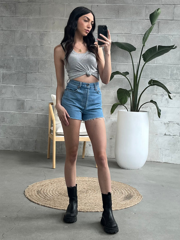 LEVI's Ribcage Short Bernal Mid Stonewash