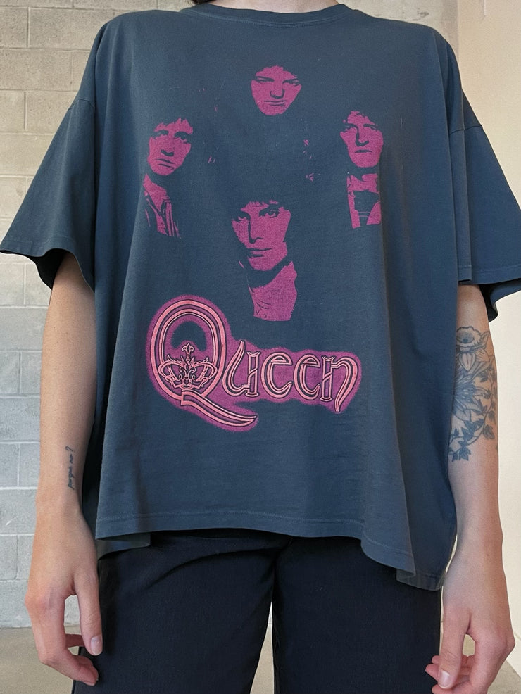 DAYDREAMER Queen Four Portraits One Size Tee