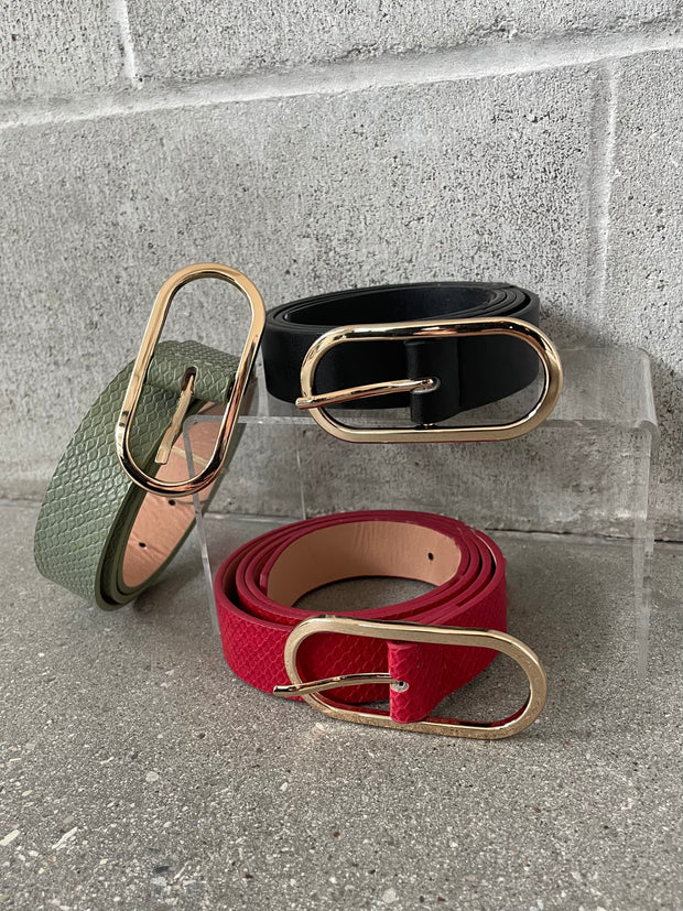 27 Oval Buckle Belt