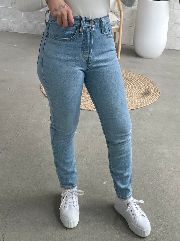 Levi's wedgie icon jean shop